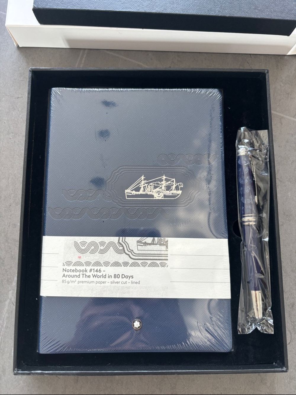 Montblanc Fountain Pen and Signing Pen Set